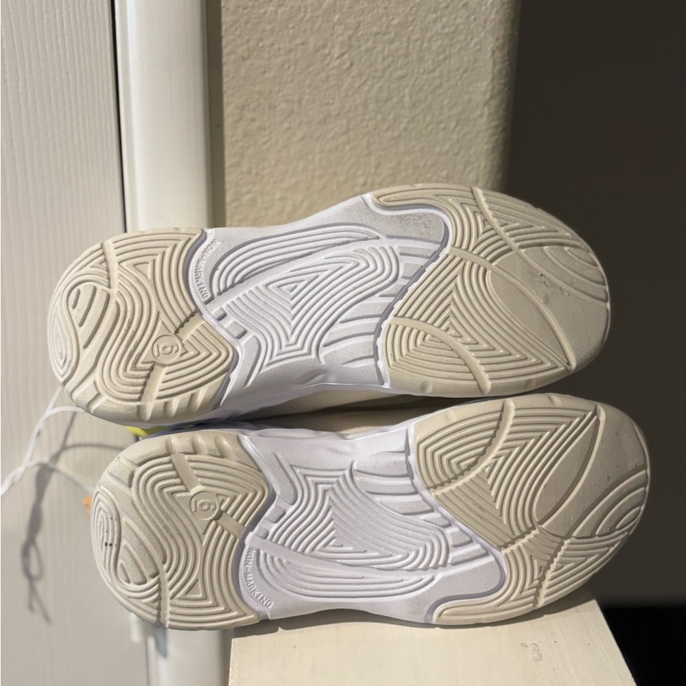All In Motion Camren Performance Sneakers Big Girl Size 6 – New With Tags - Picture 5 of 6
